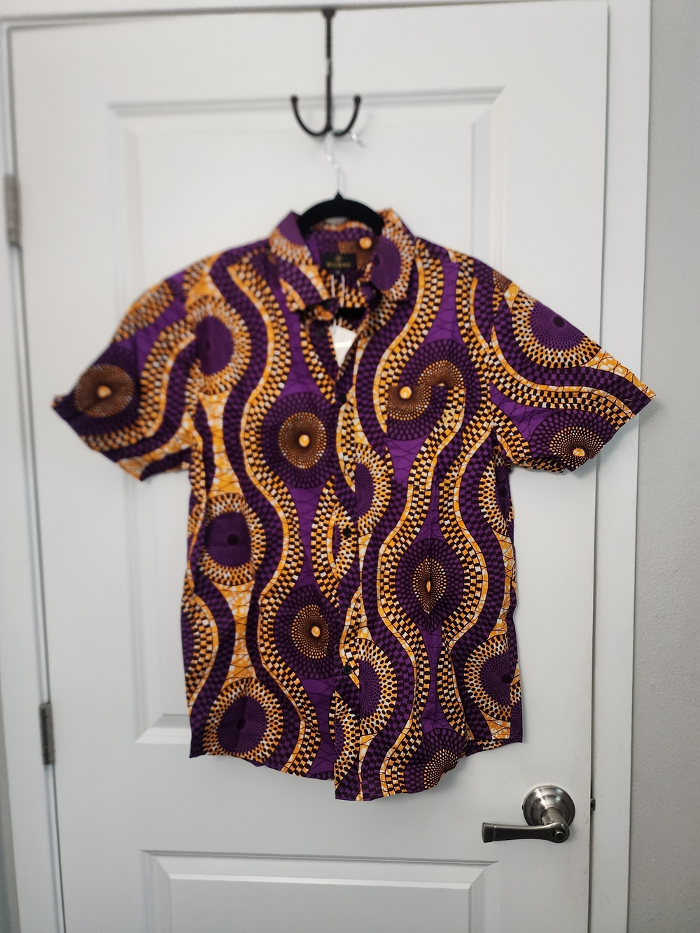 D'Iyanu African Inspired Print  Short-Sleeve Button-Down Shirt